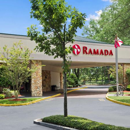 Ramada By Wyndham Jacksonville Hotel & Conference Center Exterior foto